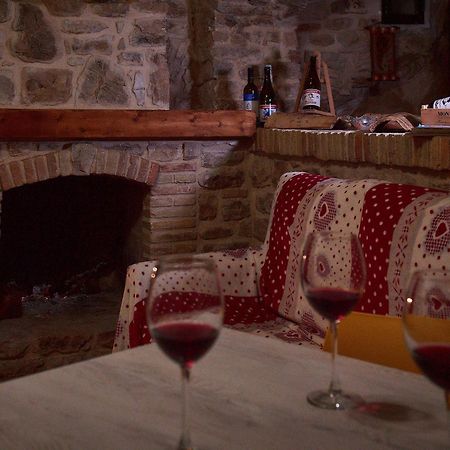 Pietra Montecorvino Il Cortiletto Del Borgo Bed & Breakfast エクステリア 写真