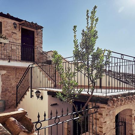 Pietra Montecorvino Il Cortiletto Del Borgo Bed & Breakfast エクステリア 写真
