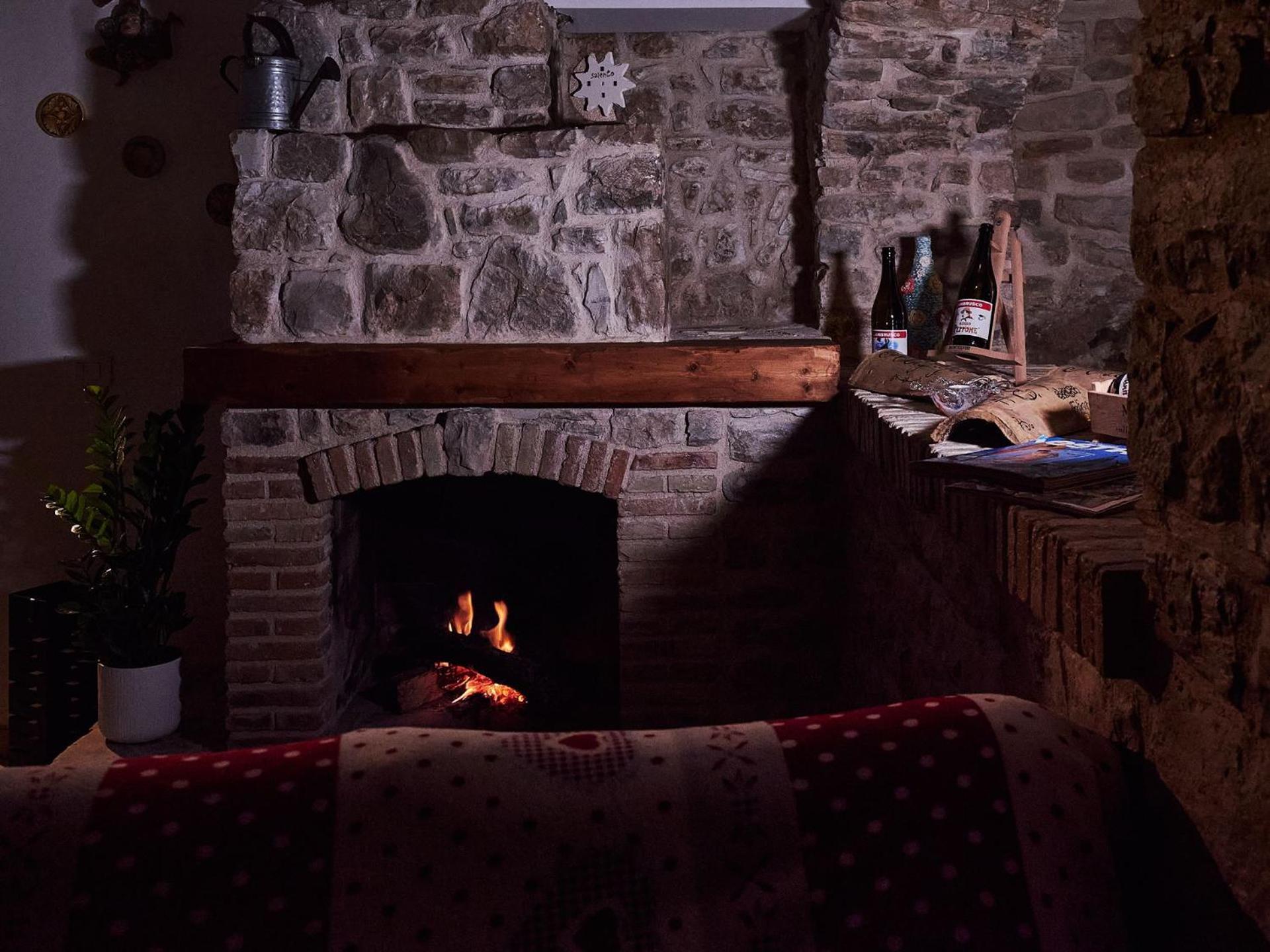 Pietra Montecorvino Il Cortiletto Del Borgo Bed & Breakfast エクステリア 写真